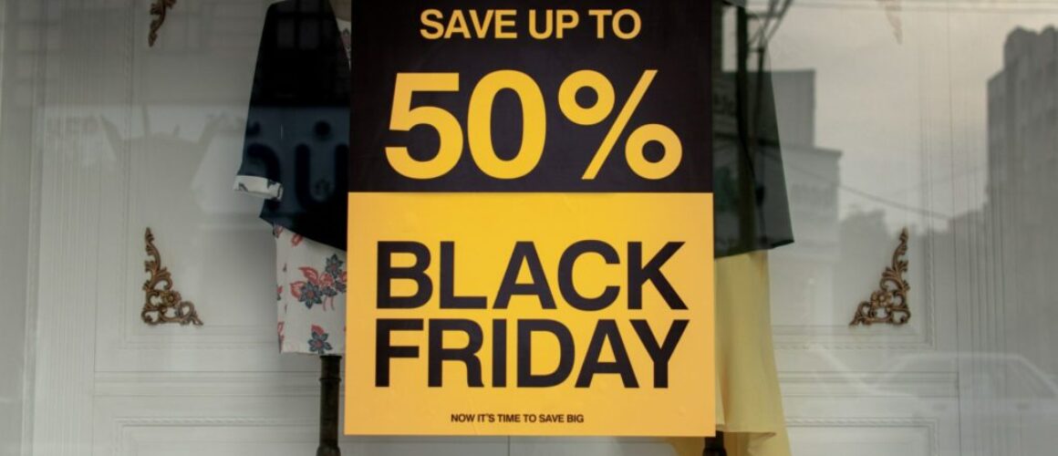 A Marketing Guide On Black Friday & Cyber Monday